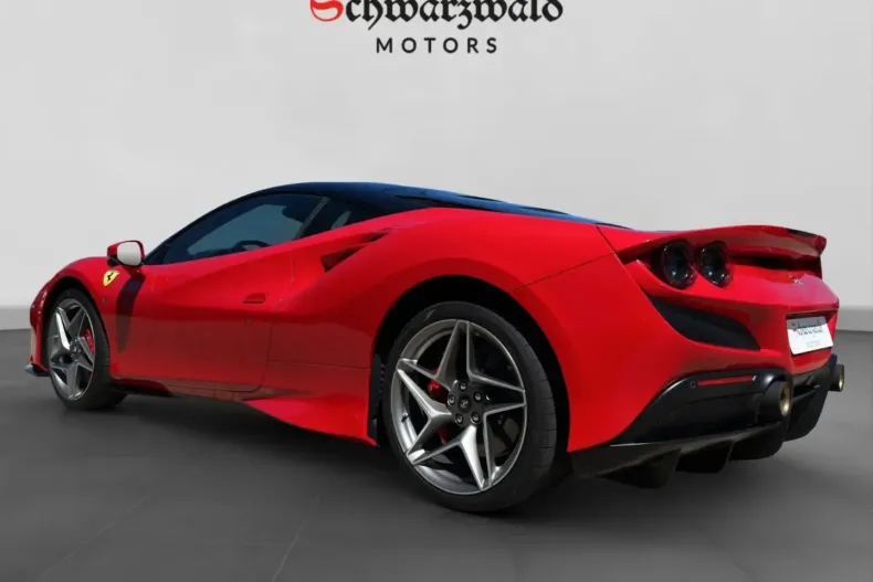Ferrari F8 din 2021 cu 8.783 km - oferta FER175715 - foto 2
