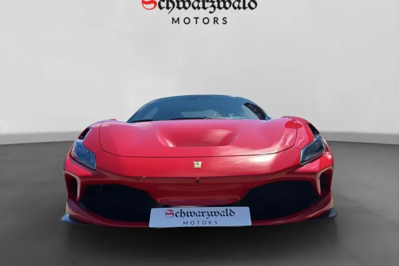 Ferrari F8 din 2021 cu 8.783 km - oferta FER175715 - foto 8