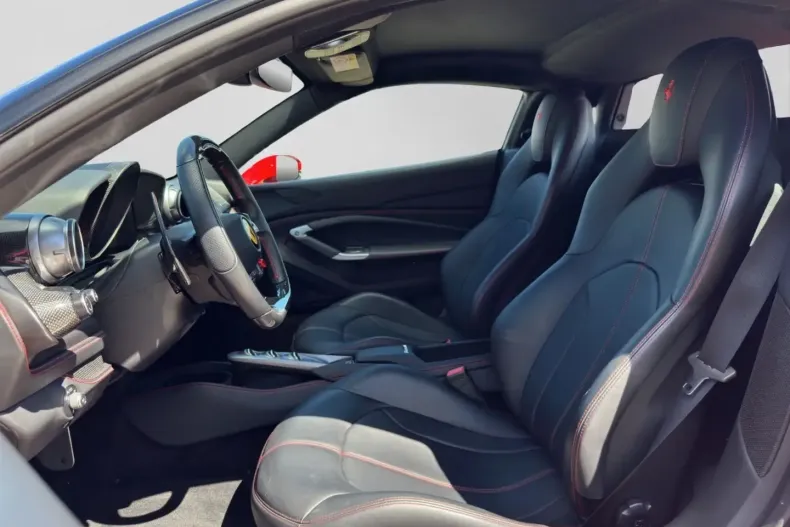 Ferrari F8 din 2021 cu 8.783 km - oferta FER175715 - foto 9