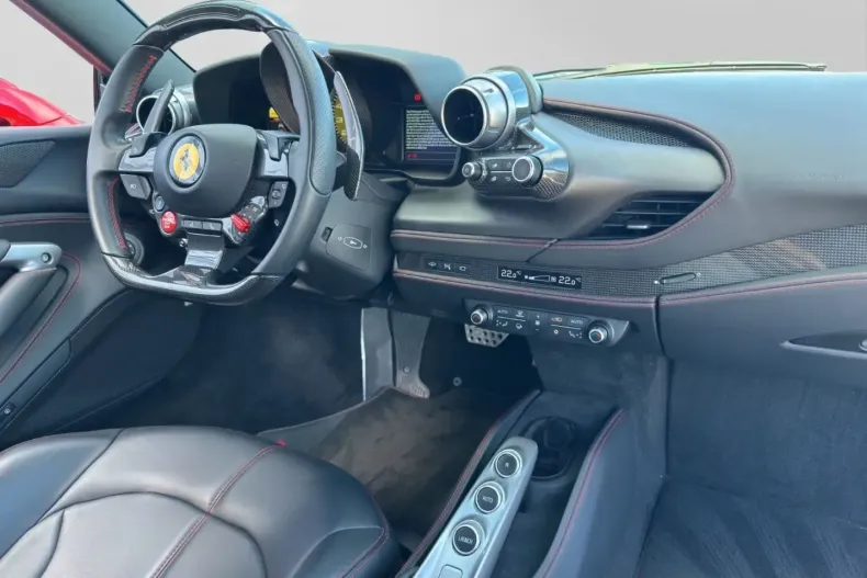 Ferrari F8 din 2021 cu 8.783 km - oferta FER175715 - foto 13