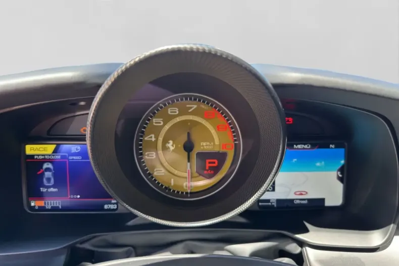 Ferrari F8 din 2021 cu 8.783 km - oferta FER175715 - foto 16