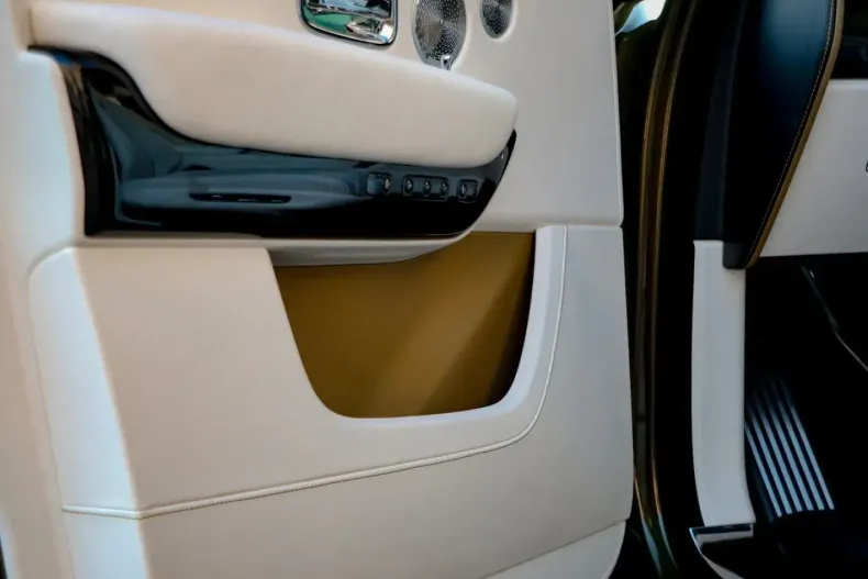 Rolls-Royce Cullinan din 2024 cu 1.200 km - oferta ROL175716 - foto 12