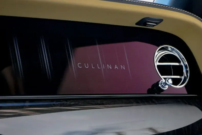 Rolls-Royce Cullinan din 2024 cu 1.200 km - oferta ROL175716 - foto 39