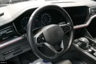 Volkswagen Touareg din 2022 cu 67.435 km - oferta VOL175717 - foto 13