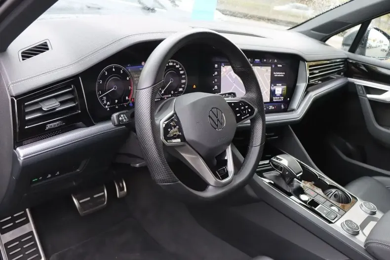 Volkswagen Touareg din 2022 cu 28.930 km - oferta VOL175720 - foto 11