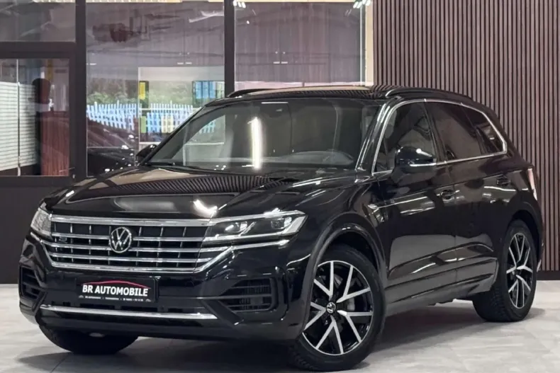 Volkswagen Touareg din 2022 cu 67.880 km - oferta VOL175721 - foto 2
