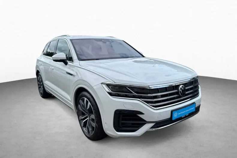 Volkswagen Touareg din 2022 cu 56.990 km - oferta VOL175723 - foto 1