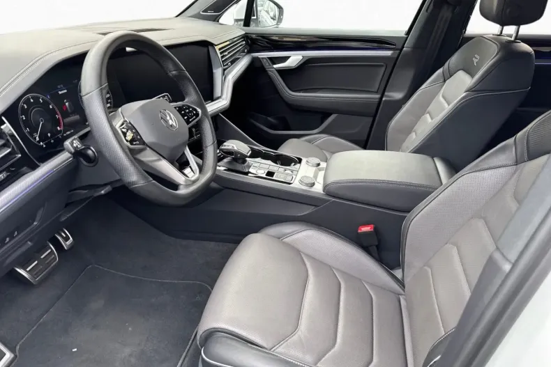 Volkswagen Touareg din 2022 cu 56.990 km - oferta VOL175723 - foto 9