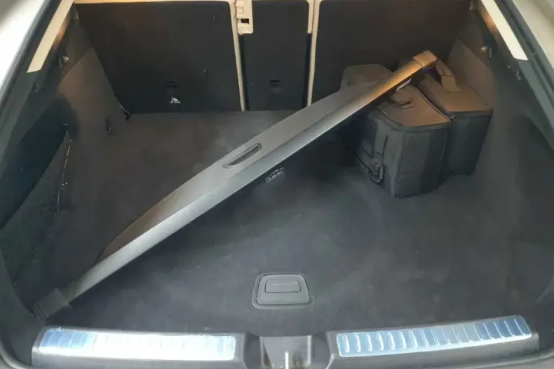 Mercedes-Benz GLC 300 din 2022 cu 62.352 km - oferta MER175733 - foto 13