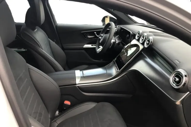 Mercedes-Benz GLC 300 din 2024 cu 17.061 km - oferta MER175745 - foto 3