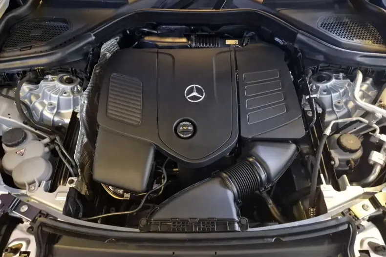 Mercedes-Benz GLC 300 din 2024 cu 8.483 km - oferta MER175746 - foto 5