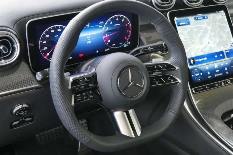 Mercedes-Benz GLC 200 din 2025 cu 3.423 km - oferta MER175751 - foto 8