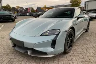 Porsche Taycan din 2024 cu 2.599 km - oferta POR175753 - foto 3