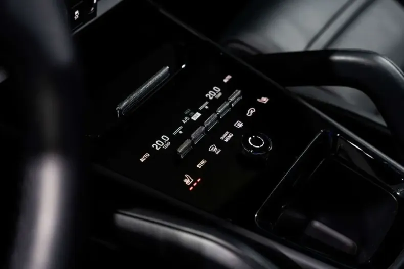 Porsche Cayenne din 2024 cu 34.430 km - oferta POR175755 - foto 17