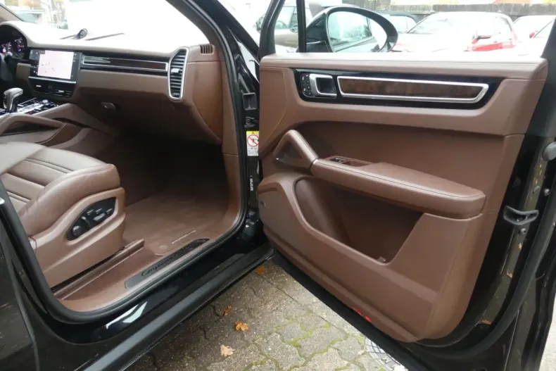 Porsche Cayenne din 2022 cu 62.000 km - oferta POR175756 - foto 43