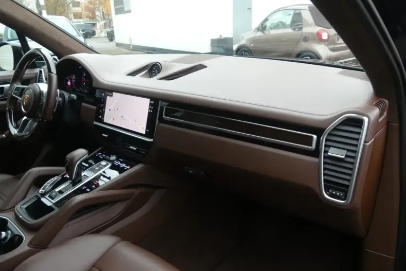 Porsche Cayenne din 2022 cu 62.000 km - oferta POR175756 - foto 48