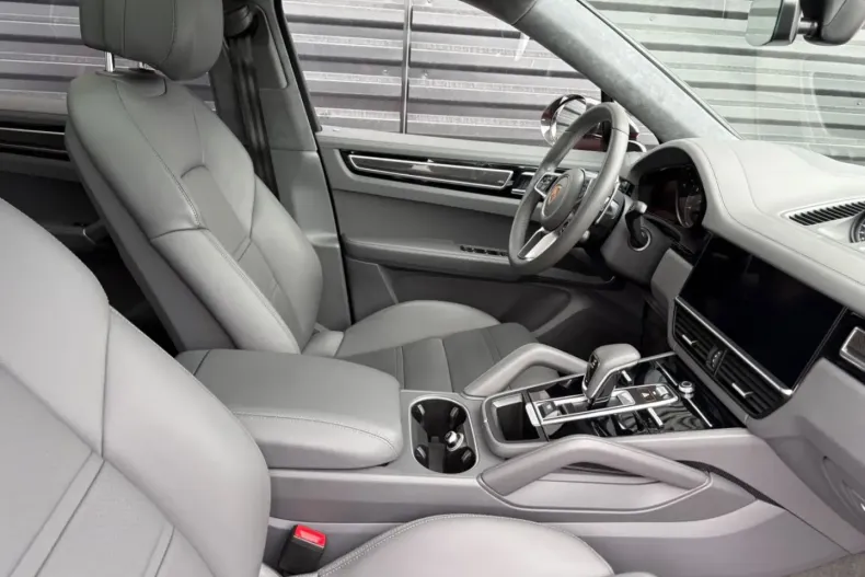 Porsche Cayenne din 2022 cu 74.800 km - oferta POR175757 - foto 12