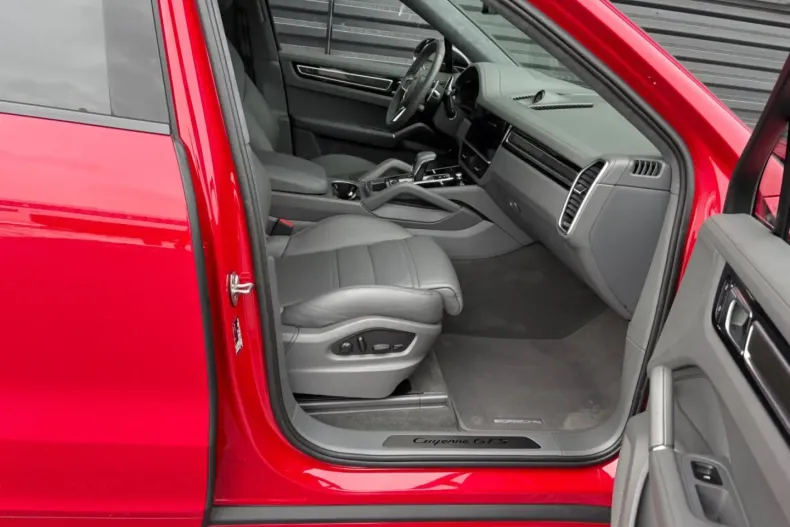 Porsche Cayenne din 2022 cu 74.800 km - oferta POR175757 - foto 17