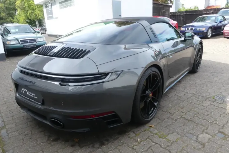 Porsche 992 din 2023 cu 12.800 km - oferta POR175759 - foto 8