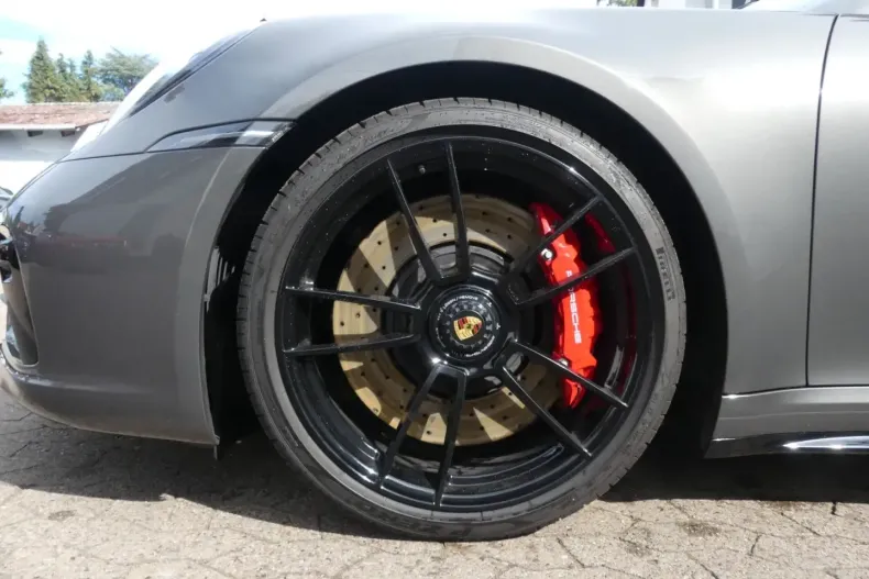 Porsche 992 din 2023 cu 12.800 km - oferta POR175759 - foto 12