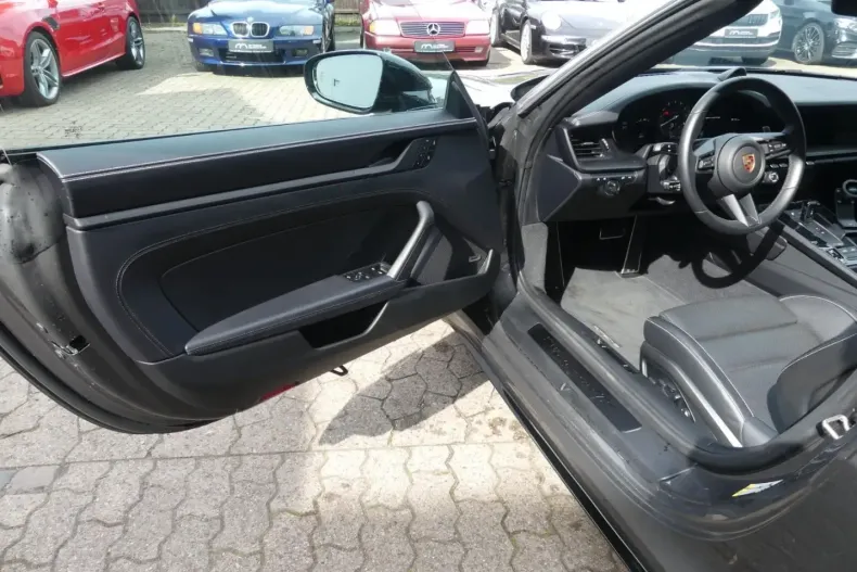 Porsche 992 din 2023 cu 12.800 km - oferta POR175759 - foto 18