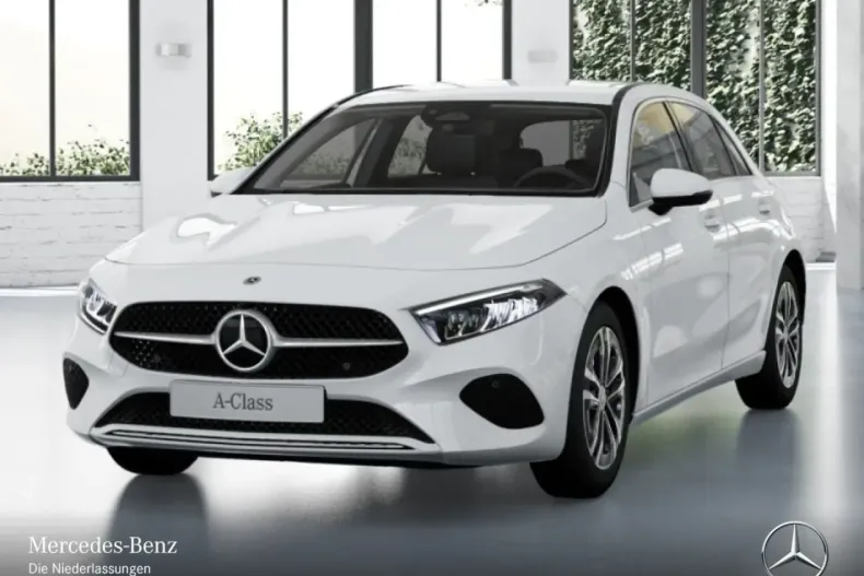 Mercedes-Benz A 250 din 2024 cu 21.153 km - oferta MER175763 - foto 1