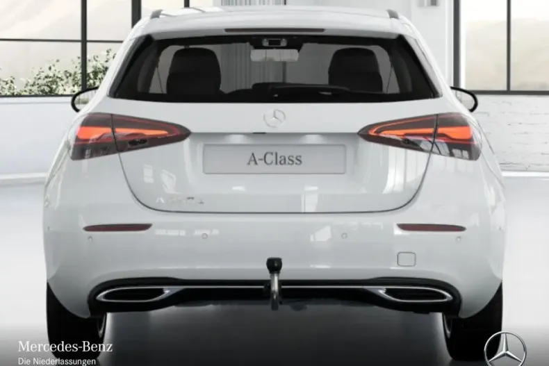 Mercedes-Benz A 250 din 2024 cu 21.153 km - oferta MER175763 - foto 6