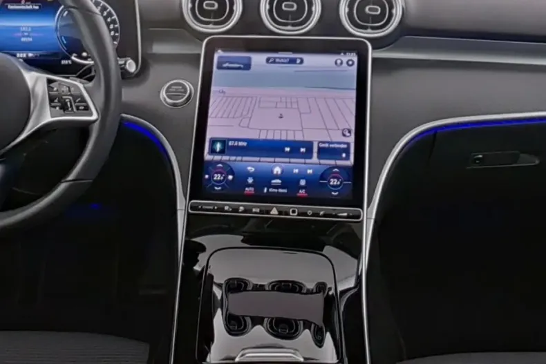 Mercedes-Benz C 300 din 2024 cu 40.194 km - oferta MER175770 - foto 6