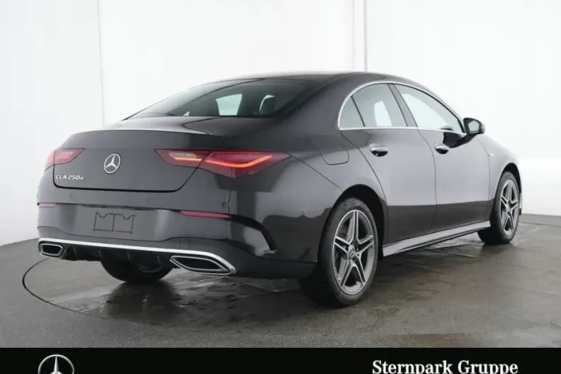 Mercedes-Benz CLA 250 din 2025 cu 10.000 km - oferta MER175775 - foto 2