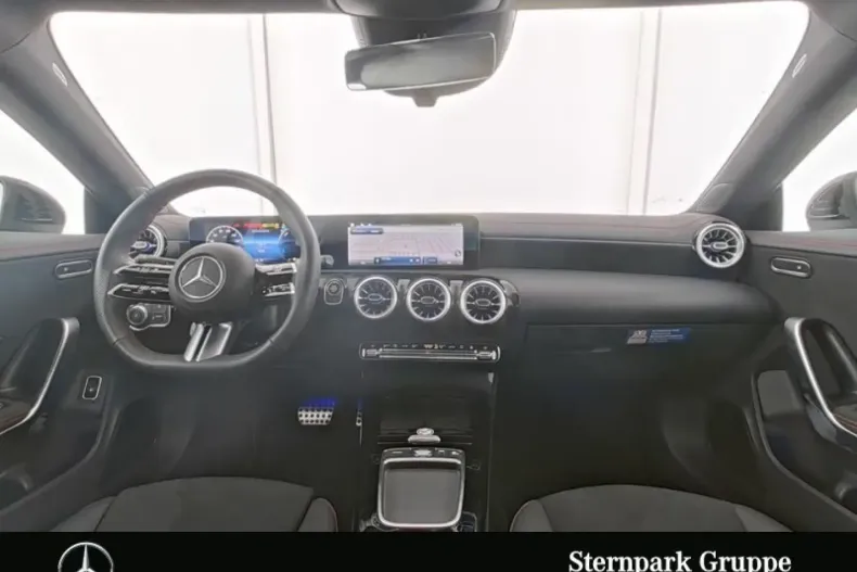 Mercedes-Benz CLA 250 din 2025 cu 10.000 km - oferta MER175775 - foto 6