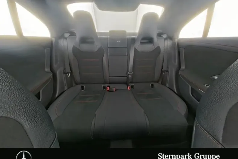 Mercedes-Benz CLA 250 din 2025 cu 10.000 km - oferta MER175775 - foto 7