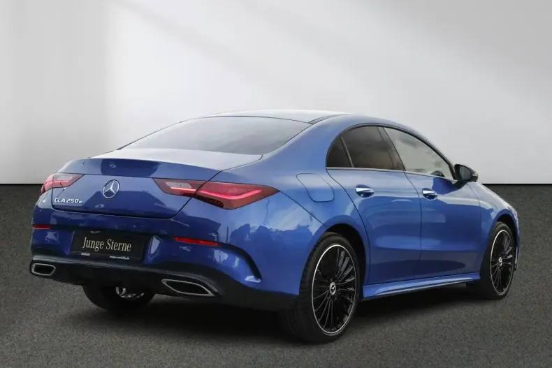 Mercedes-Benz CLA 250 din 2024 cu 11.406 km - oferta MER175776 - foto 2