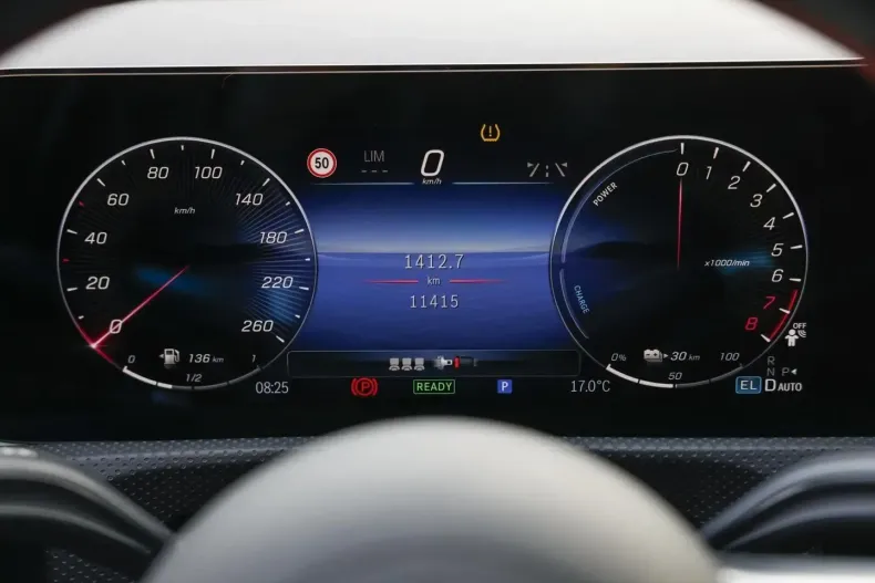 Mercedes-Benz CLA 250 din 2024 cu 11.406 km - oferta MER175776 - foto 16