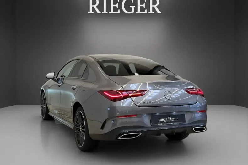 Mercedes-Benz CLA 250 din 2024 cu 32.500 km - oferta MER175778 - foto 9