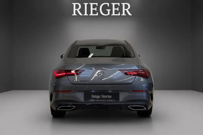 Mercedes-Benz CLA 250 din 2024 cu 32.500 km - oferta MER175778 - foto 10