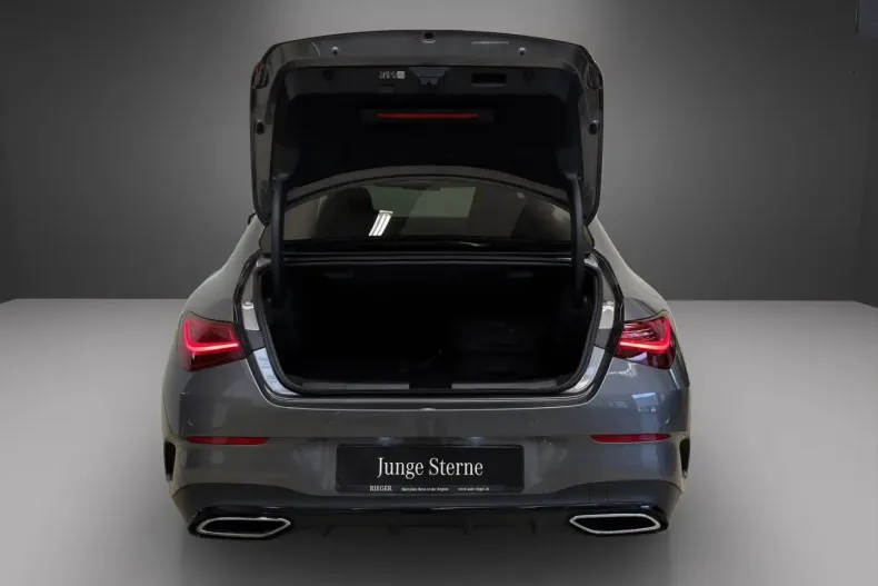 Mercedes-Benz CLA 250 din 2024 cu 32.500 km - oferta MER175778 - foto 12