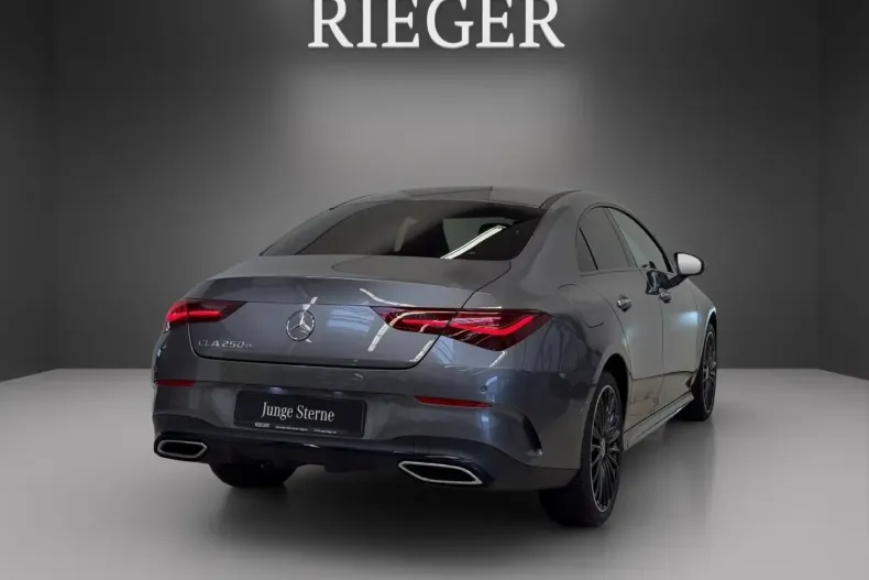 Mercedes-Benz CLA 250 din 2024 cu 32.500 km - oferta MER175778 - foto 13