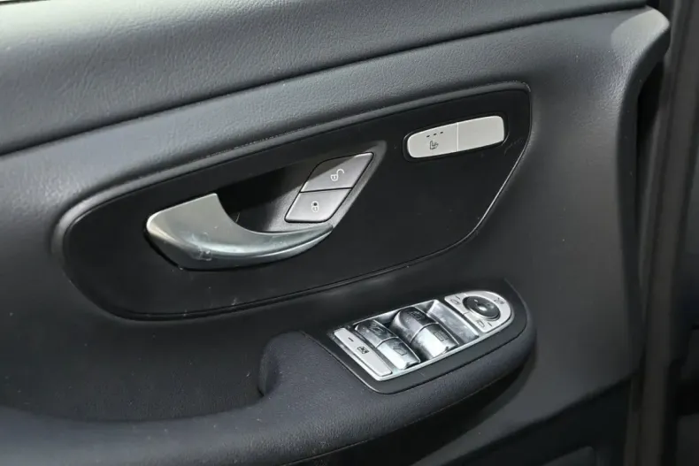 Mercedes-Benz V 250 din 2024 cu 39.172 km - oferta MER175796 - foto 19