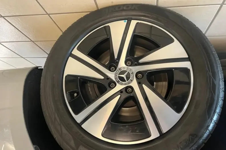 Mercedes-Benz V 250 din 2024 cu 65.000 km - oferta MER175799 - foto 2