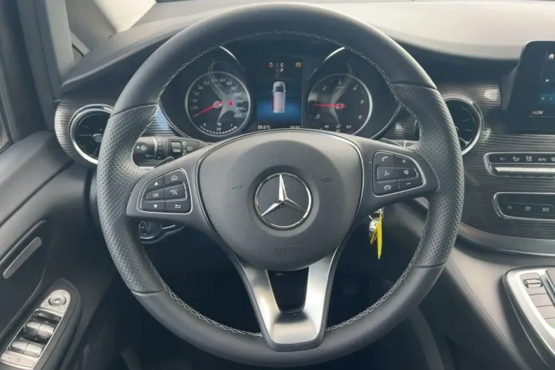 Mercedes-Benz V 250 (Clasa V) din 2024 cu 16.619 km - oferta MER175800 - foto 9