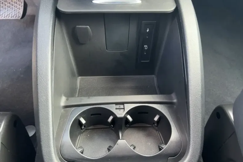 Mercedes-Benz V 250 (Clasa V) din 2024 cu 16.619 km - oferta MER175800 - foto 21