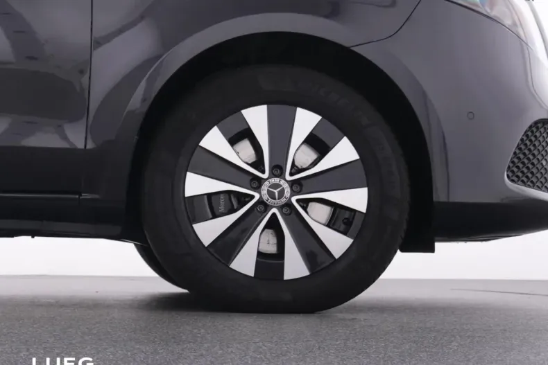 Mercedes-Benz V 250 din 2024 cu 15.756 km - oferta MER175802 - foto 21