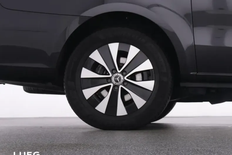 Mercedes-Benz V 250 din 2024 cu 15.756 km - oferta MER175802 - foto 22