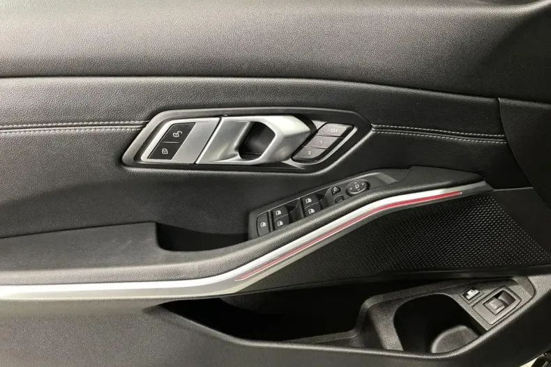 BMW 320 din 2023 cu 79.231 km - oferta BMW175818 - foto 34