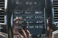 Volvo XC90 din 2021 cu 59.500 km - oferta VOL175820 - foto 22