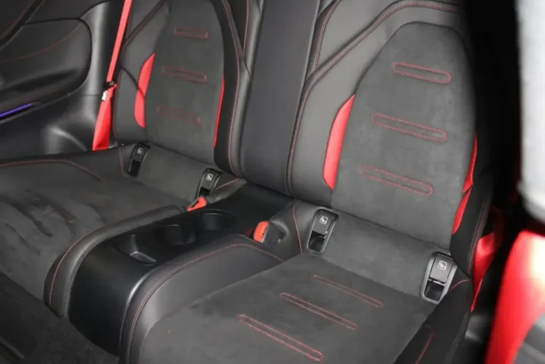 Mercedes-Benz E 53 AMG din 2024 cu 9.557 km - oferta MER175821 - foto 12