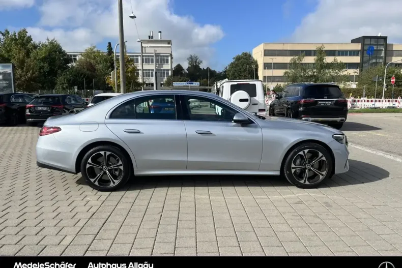 Mercedes-Benz E 300 din 2023 cu 17.500 km - oferta MER175856 - foto 8