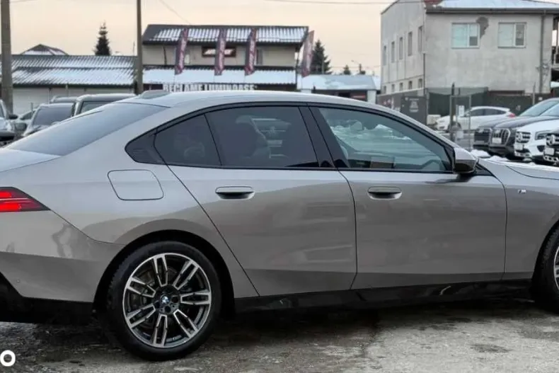 BMW Seria 5 din 2025 cu 25.000 km - oferta BMW175873 - foto 9