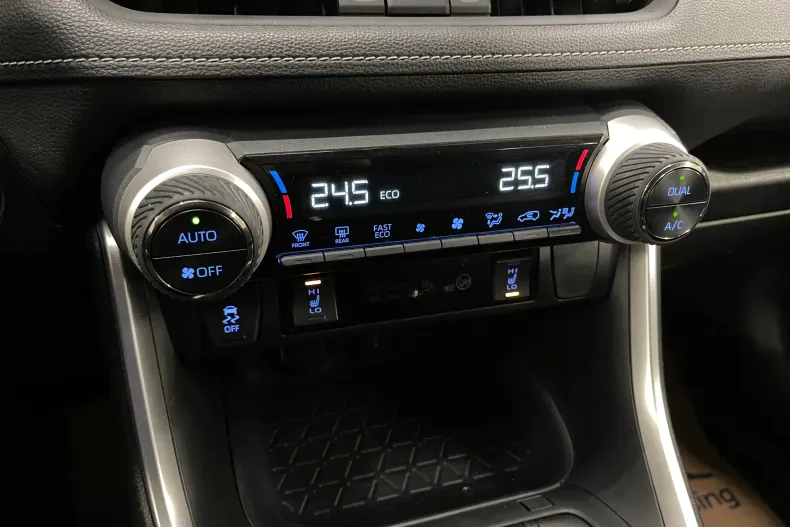 Toyota RAV4 din 2020 cu 87.669 km - oferta TOY175878 - foto 17