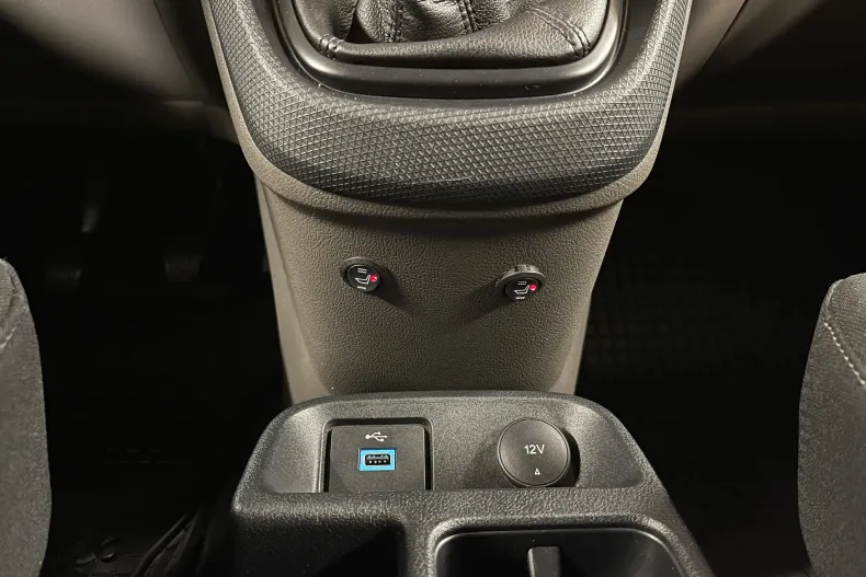 Ford Tourneo Connect din 2021 cu 73.332 km - oferta FOR175880 - foto 15